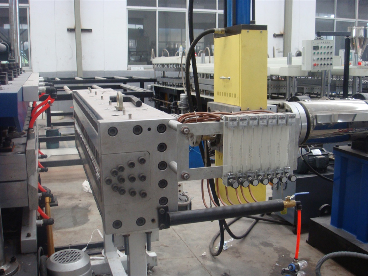 PE PP PC hollow sheet production line003