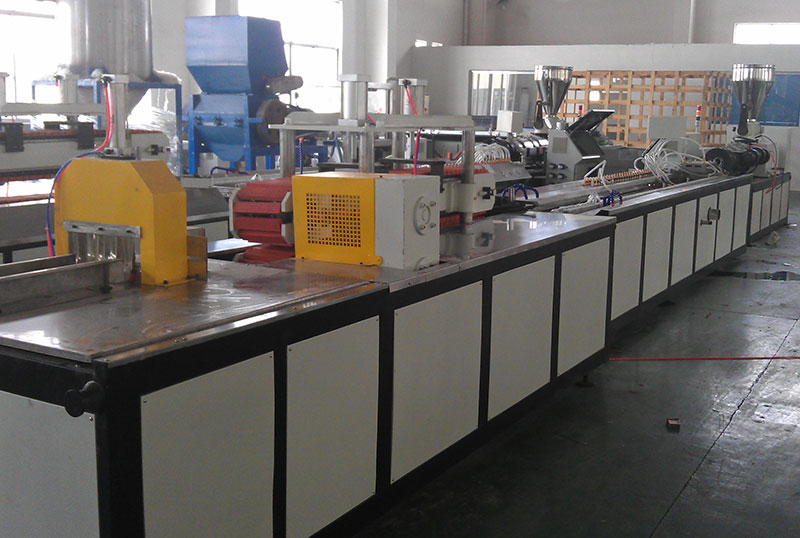 PVC-ປະຕູ-ແລະ-ປ່ອງຢ້ຽມ-Profile-Extrusion-Line4