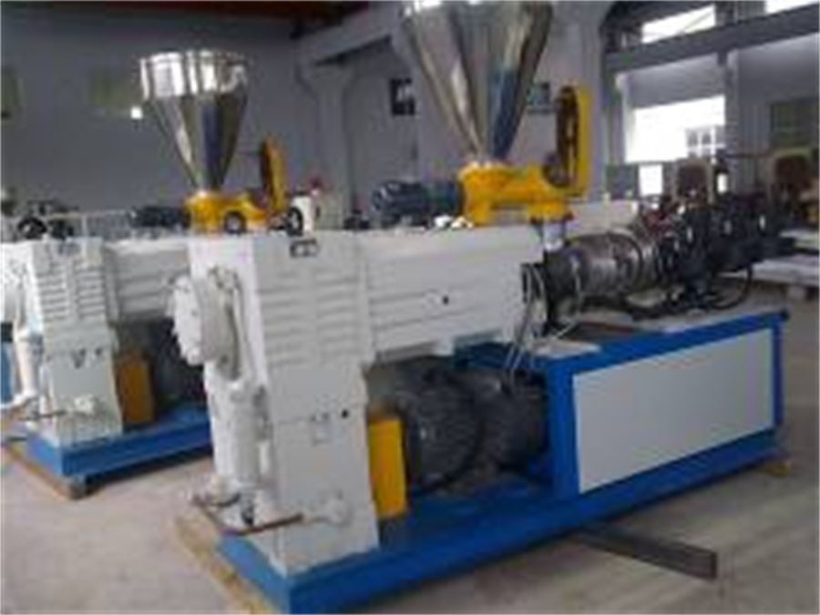 65 PVC መገለጫ Extrusion Line03